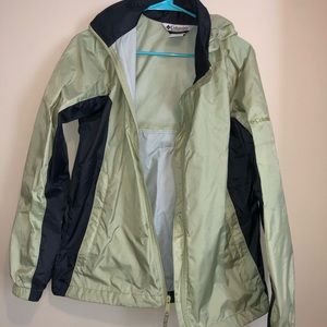 Columbia Rain Jacket Medium